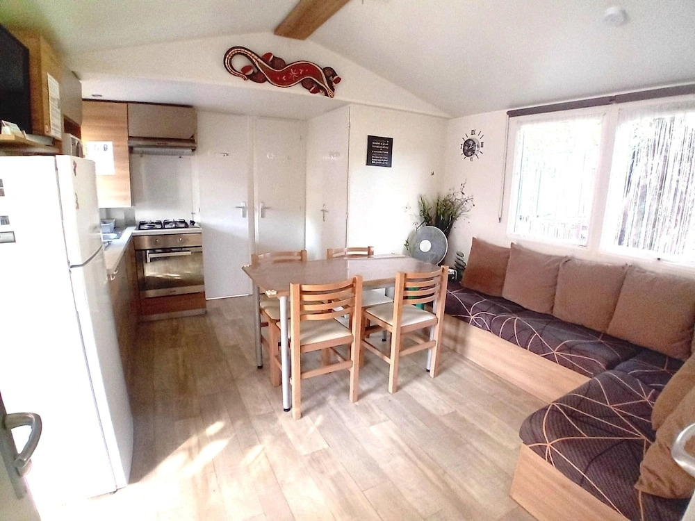 Swanky Mobile Home in Saint Jean de Monts
