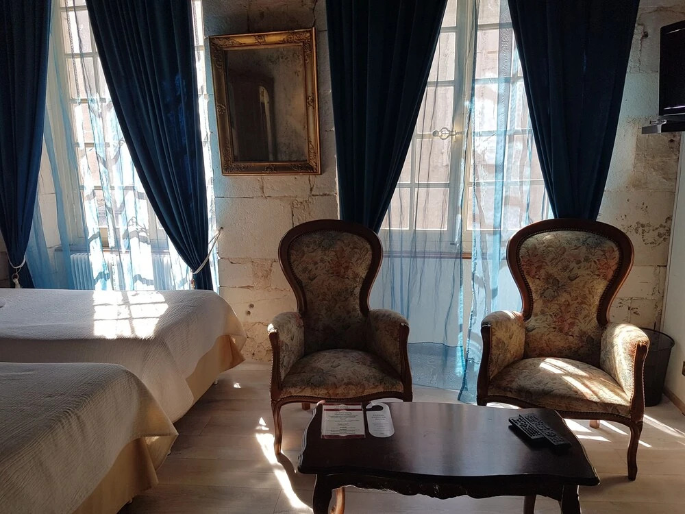 Hôtel Restaurant Henri IV