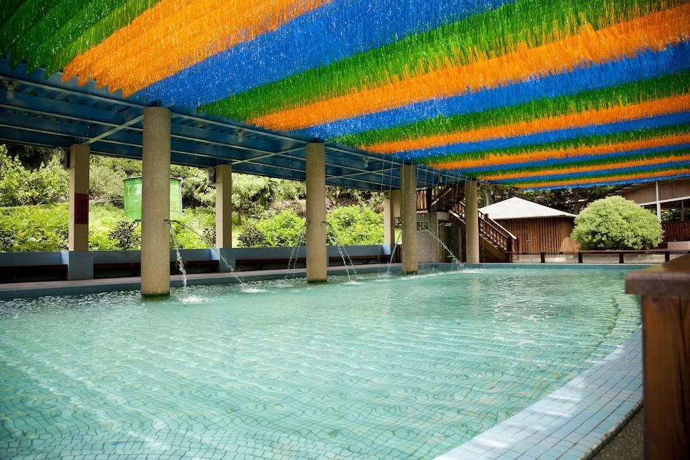 Maylin Resort
