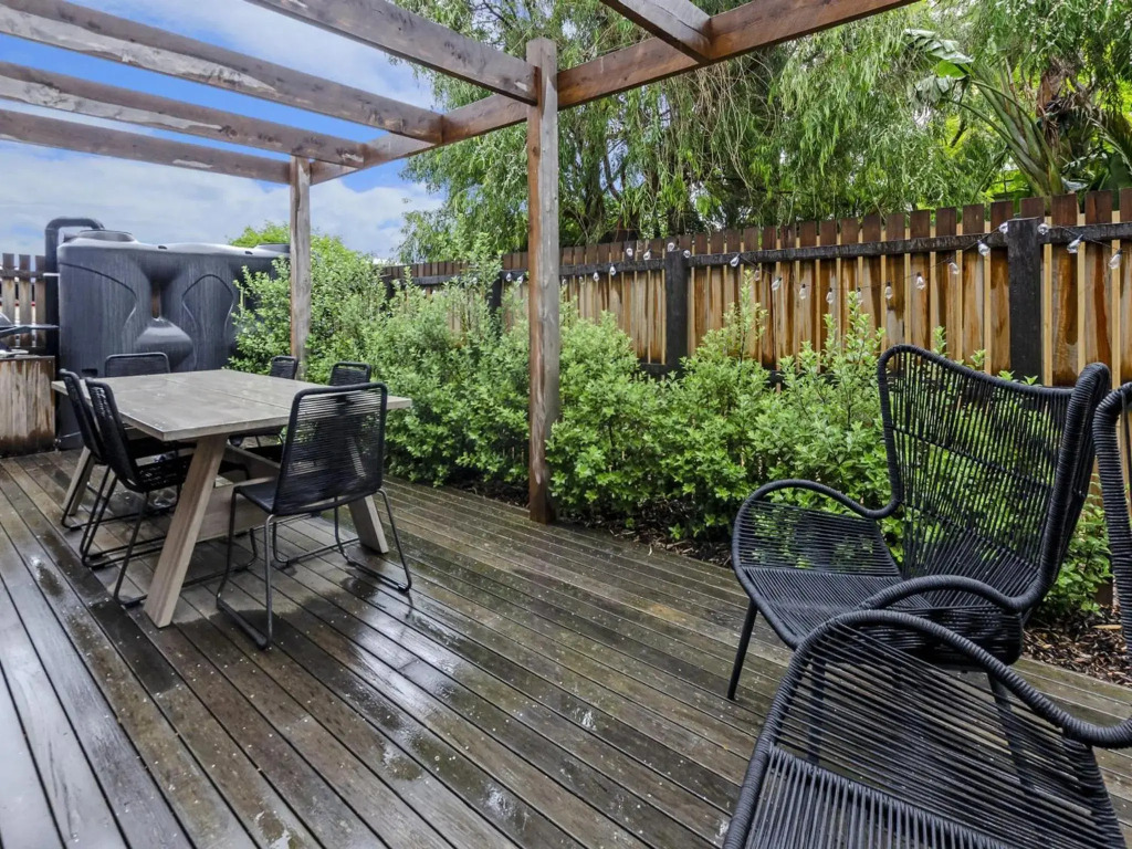 Laneway Apartments - Vesper