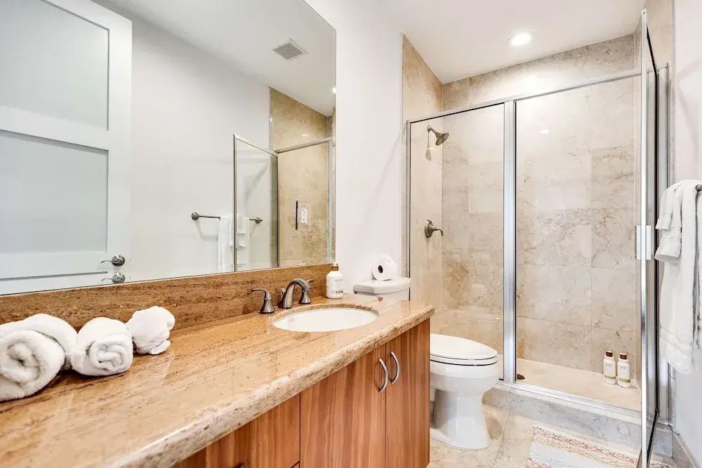 NEW 3-story Townhome With Pool Room Expansive Balcony Seconds Away From Las Olas