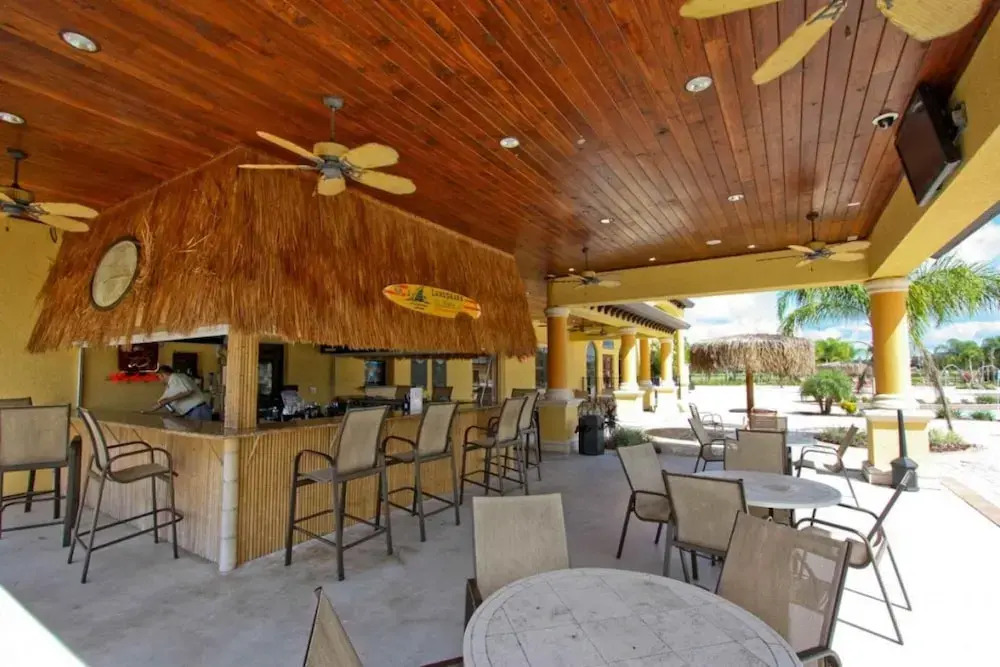 3041 Paradise Palms