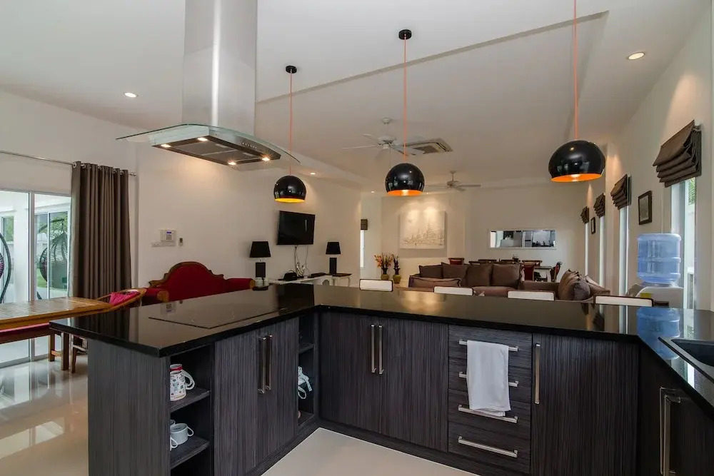 Private  4 Bedroom Pool Villa L28