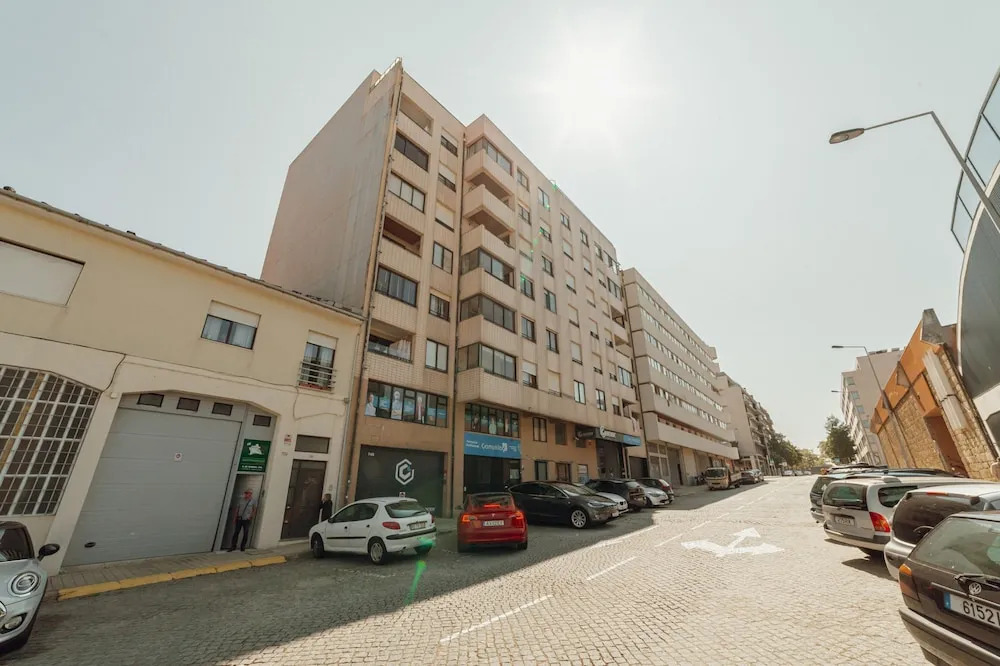 Matosinhos Seaside Classic Apartments by Vacationy