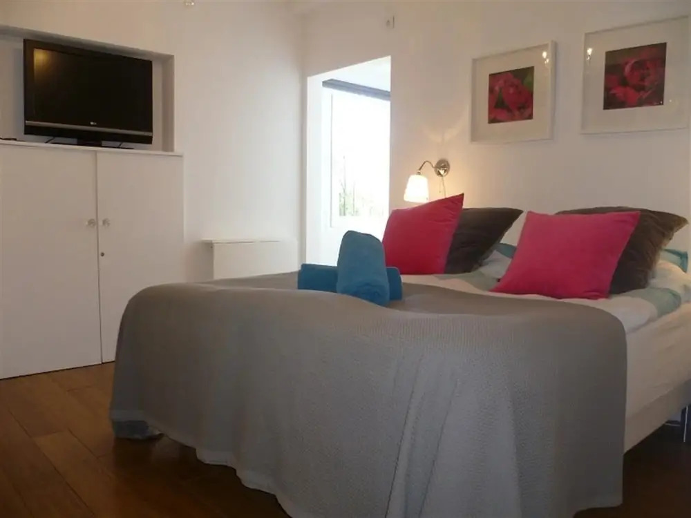 Great Beach Side Villa – Semi Heated Pool