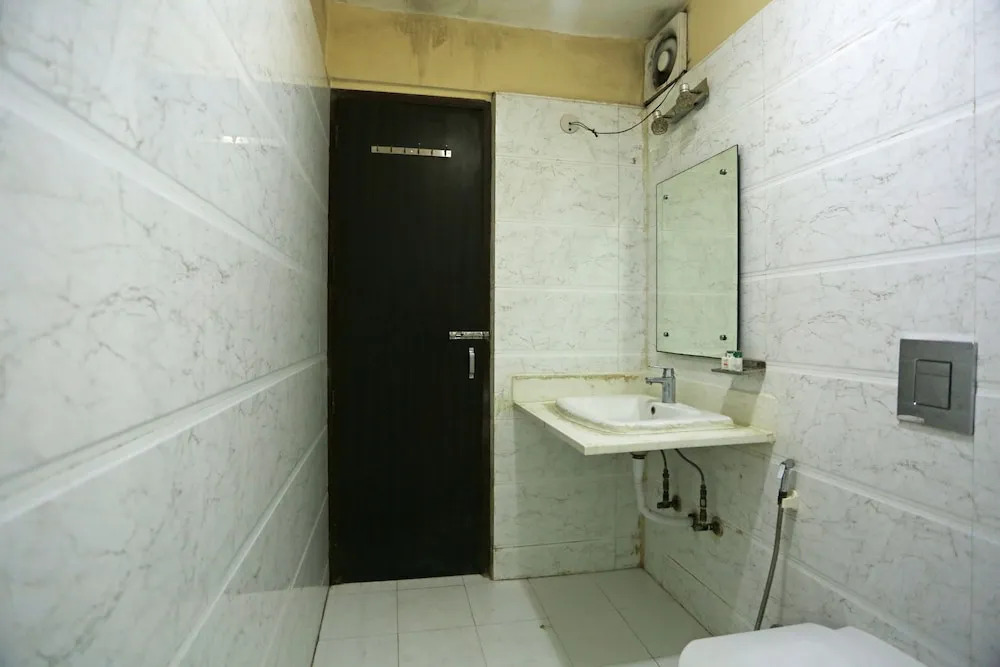 OYO 6188 Hotel Rossette
