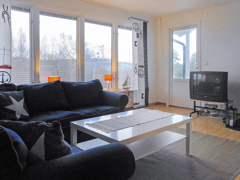 6 Person Holiday Home in Skärhamn