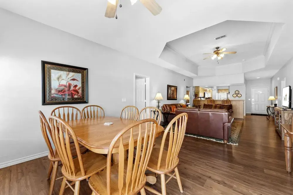 Green Mountain Grand 4 Bedroom Condo by RedAwning