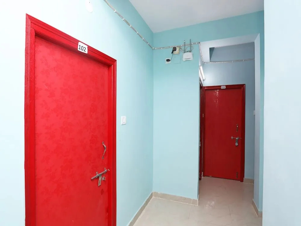 OYO Flagship 24174 Star Hospitality