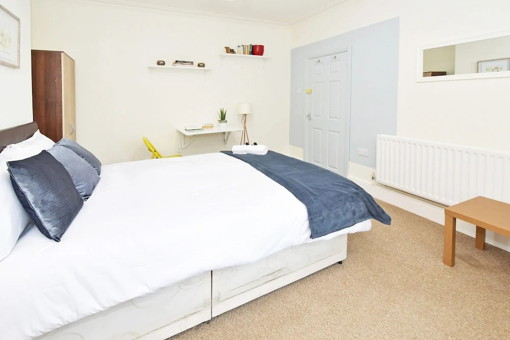 Townhouse @ Hall O Shaw Street Crewe