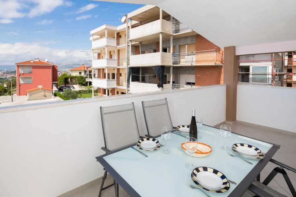 Apartments Villa Kolar