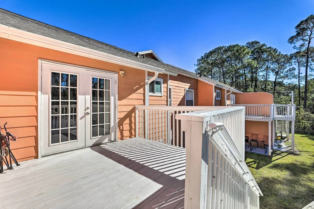 u003c 8 Mi to Disney: Getaway w/ Deck in Kissimmee