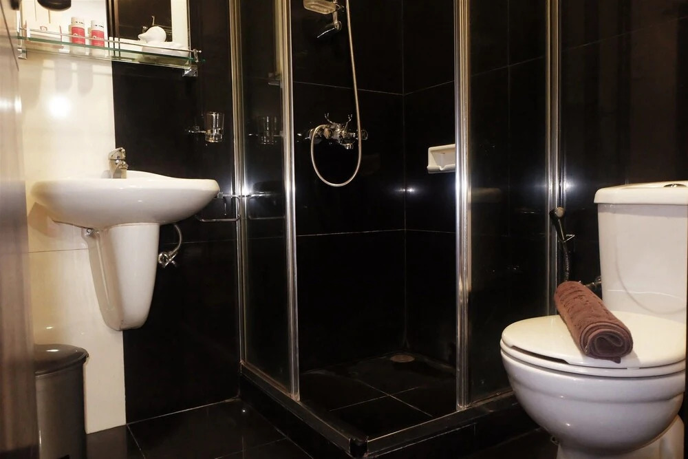 2BR Patria Park Apartment by Travelio