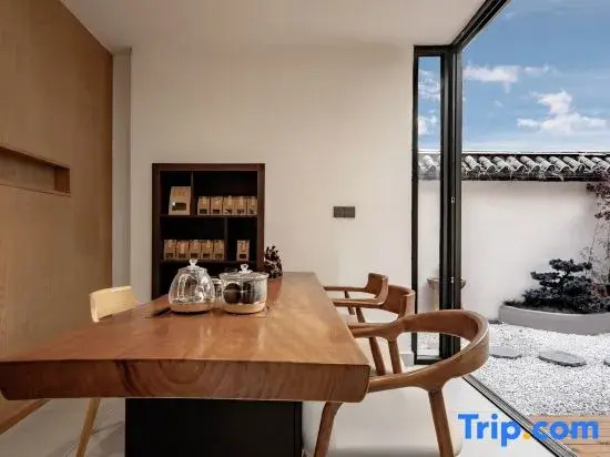 Yunshu Yayuan · SWEET HOME · Snow Mountain View | Garden Homestay (Lijiang Gucheng South Gate)
