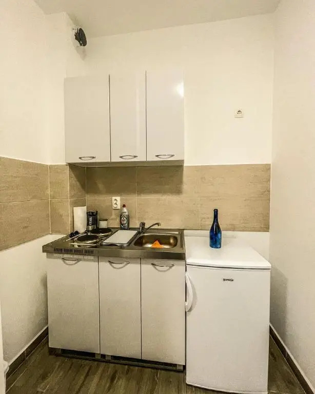 Apartmani E1 & E2