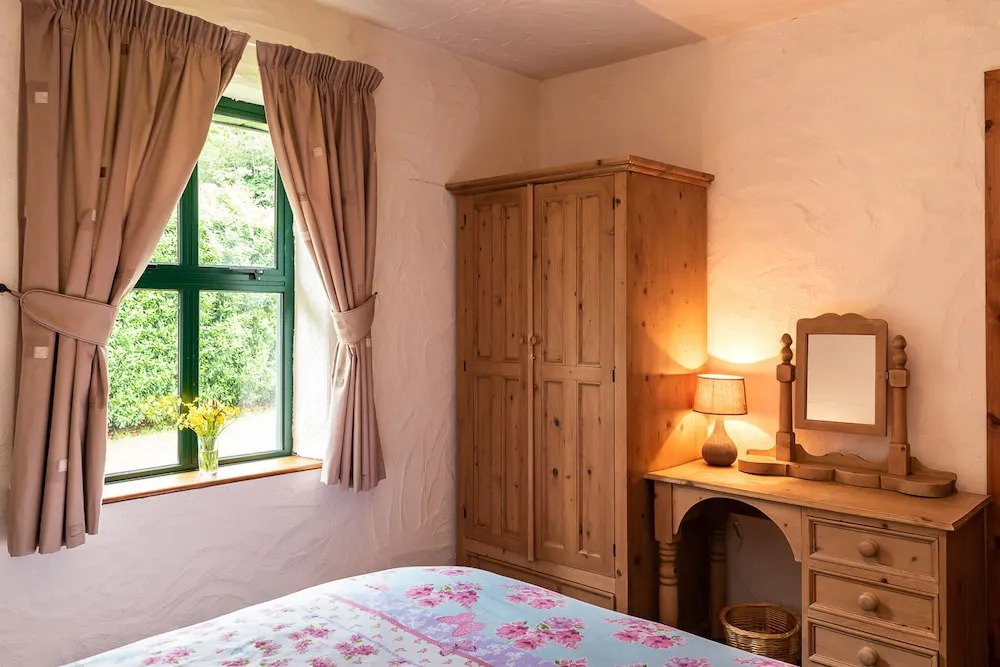 2 Bedroomed Cottage Steps From Kenmare Town