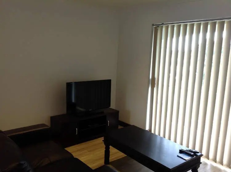 Ringwood Villa Apartment