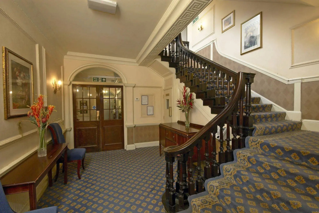 Lansdown Grove Hotel