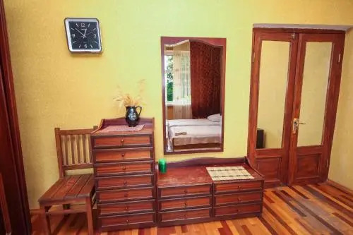Rustavelis N12
