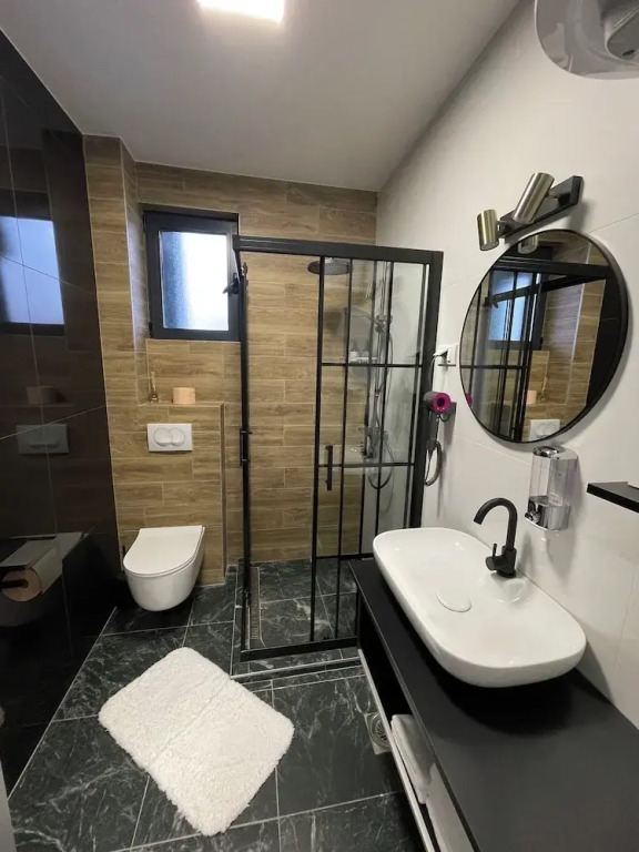 KIMMIY Garni Attic Rooms near Belgrade Airport