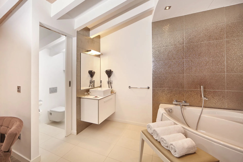 Bennoc Petit Hotel