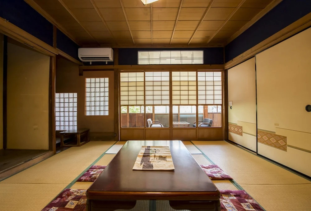 Kanazawa TABI-NE