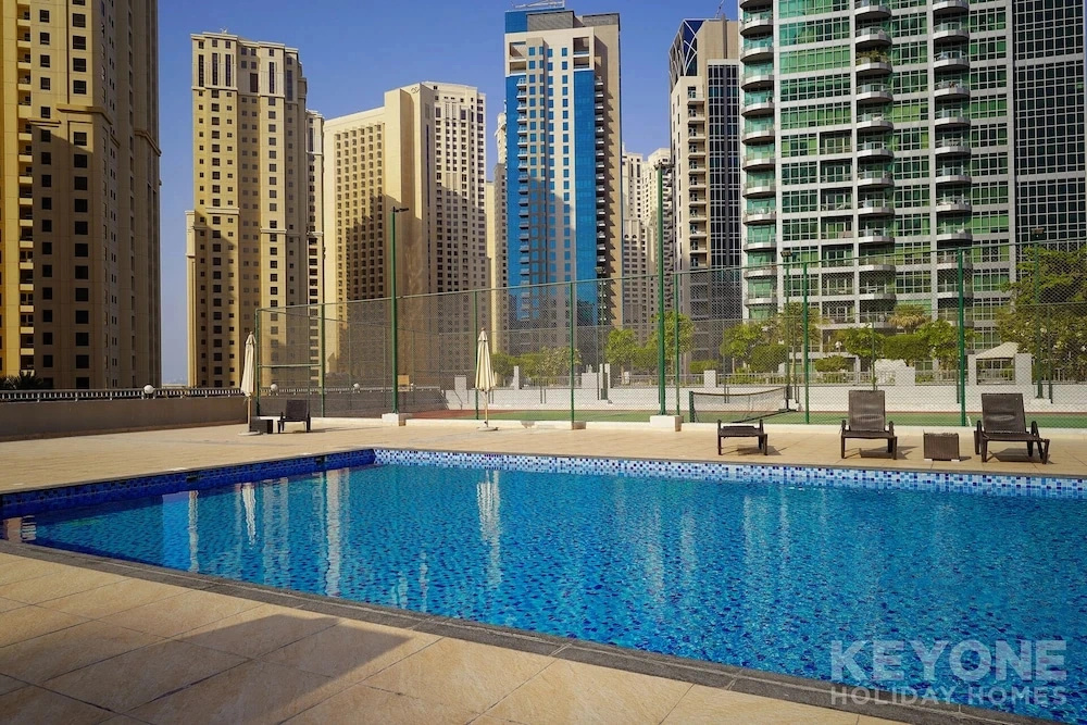 Magnificent Two Bedroom Beachfront