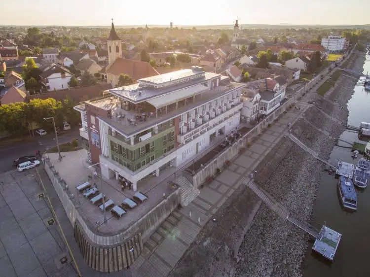 Szent János Hotel