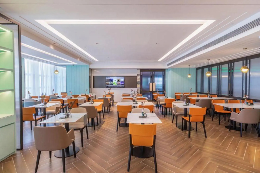 Atour Hotel Urumqi Convention and Exhibition Center
