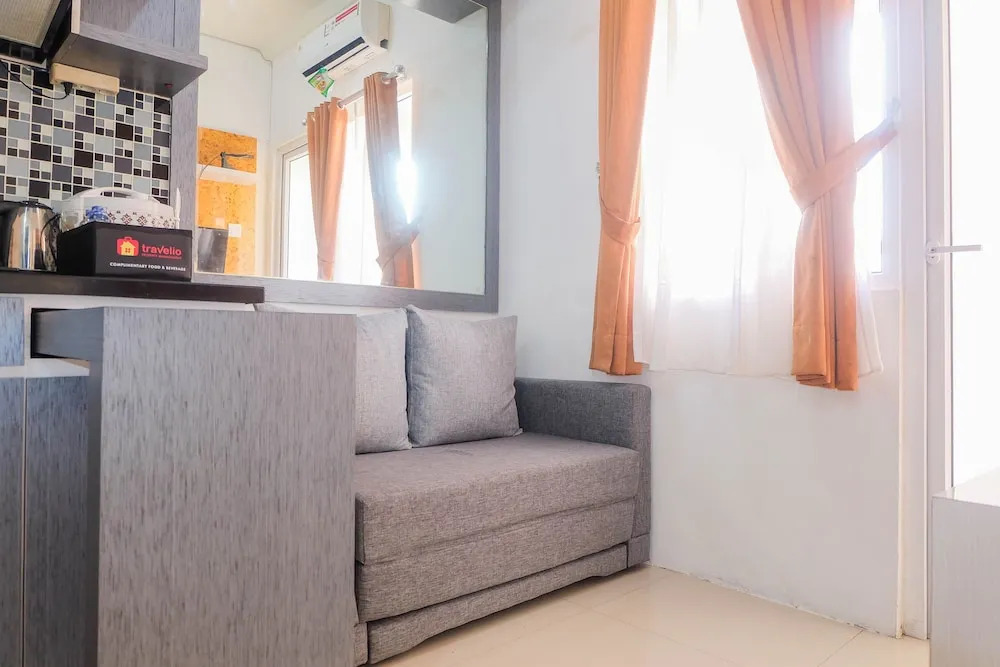 Warm and Cozy 2BR Green Pramuka Apartment near Mall