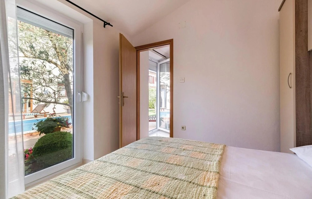 Nice Home in Fazana With Wifi and 2 Bedrooms