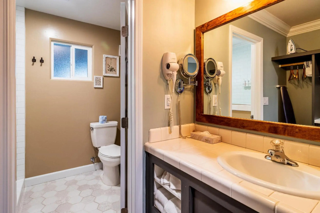 Cambria Pines Lodge
