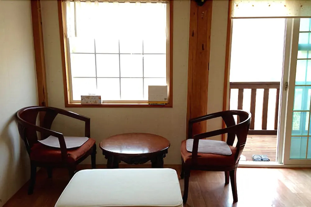 Yangsan (Baenaegol) Cozy Pension