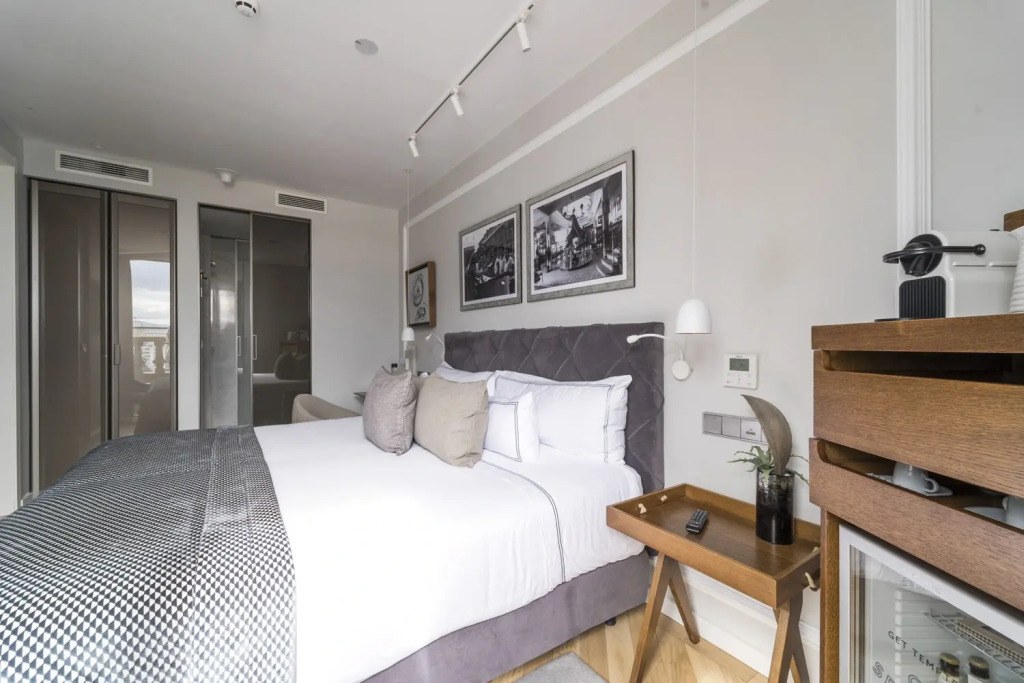Lasala Plaza Hotel
