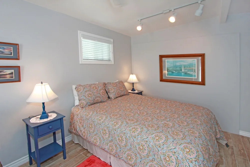 Miramar (68104) - 3 Br home by RedAwning