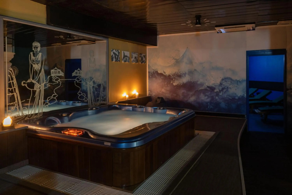 Aria Life Hotel