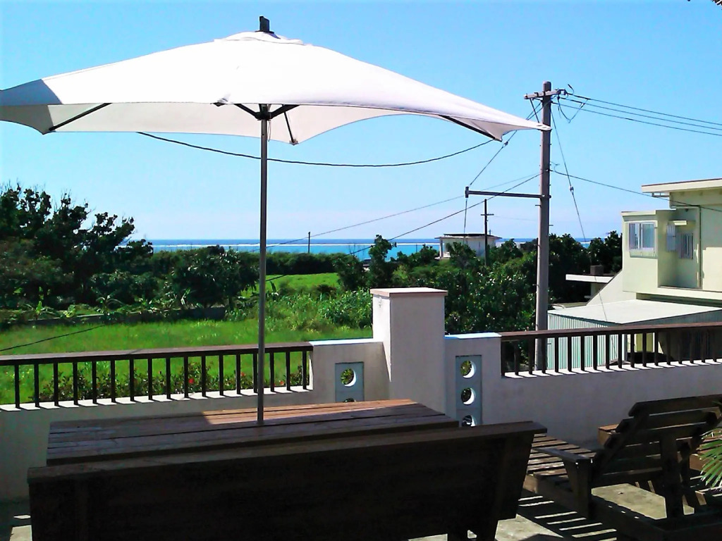 Shiraho Friends House