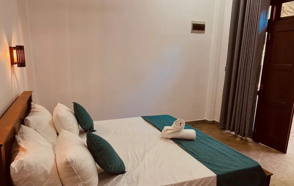 Michs Surf Villa & Hostel