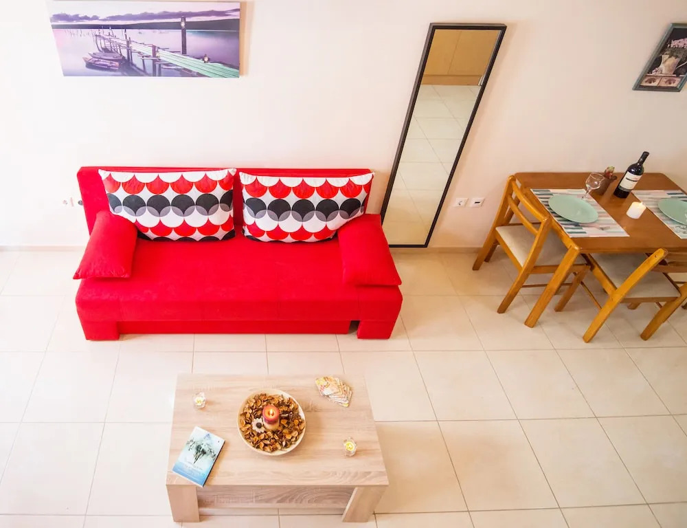 Mat Old Town Apartments B