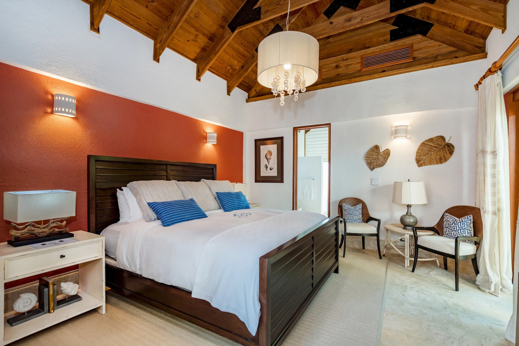 Luxury villa at Cap Cana Resort - Chef, maid, butler and golf cart are included