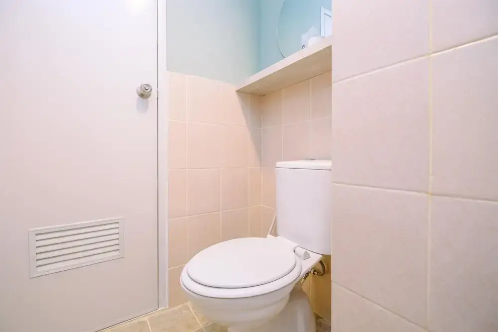 Minimalist and Warm 2BR at 29th Floor Podomoro Golf View Apartment