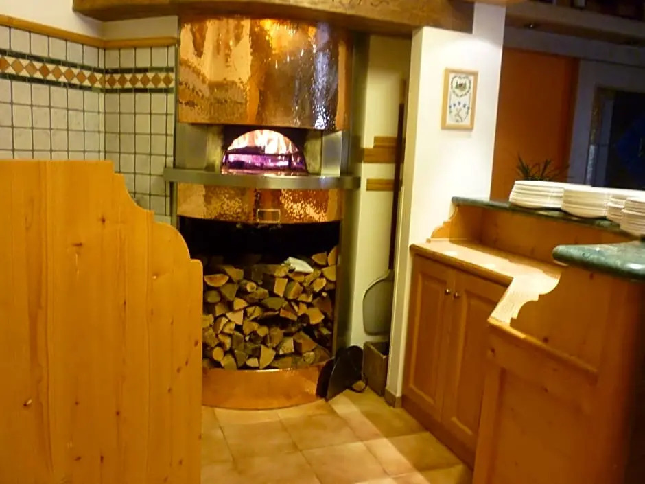 Hotel I Rododendri