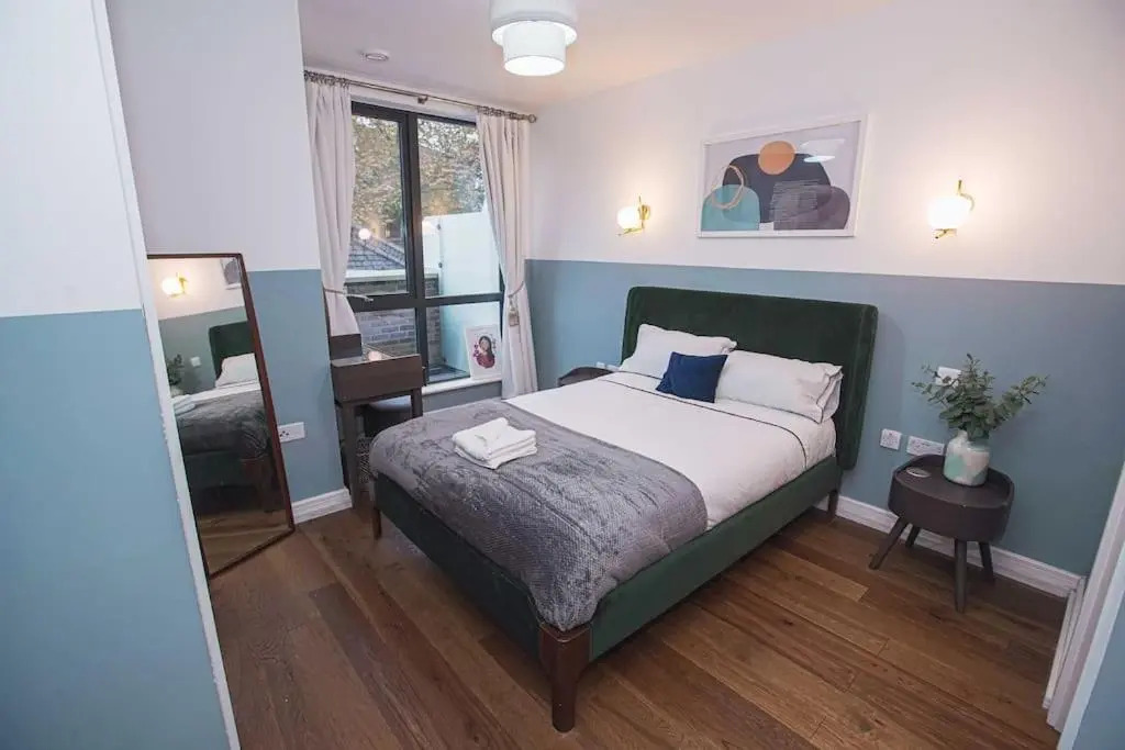 Stylish Brixton 2 bed / 2 bath by Pop Brixton