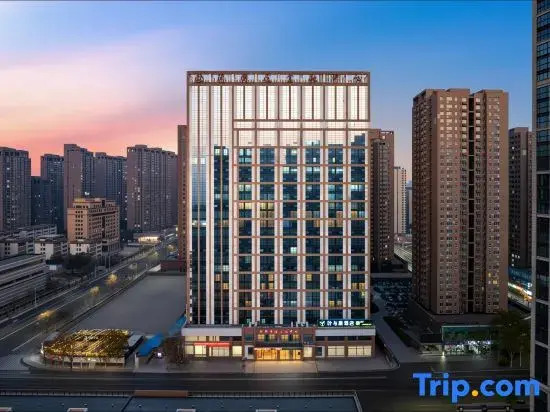 Yeyuchen E-sports Audio-Visual Hotel (Manhattan Commercial Plaza Yanzhuang Subway Station)