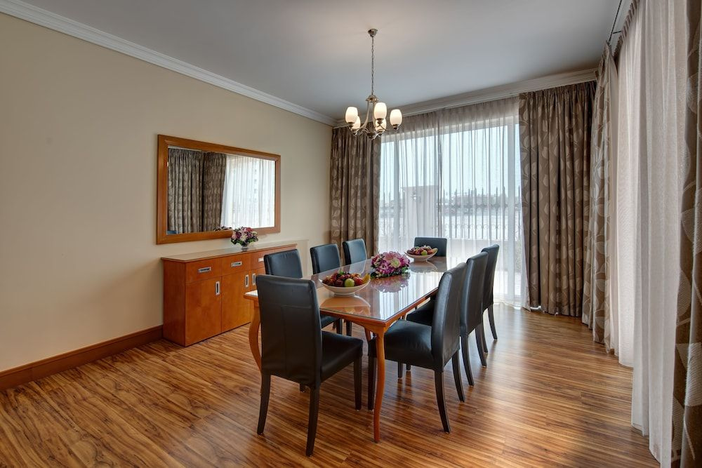 J5 Holiday Homes Barsha Gardens