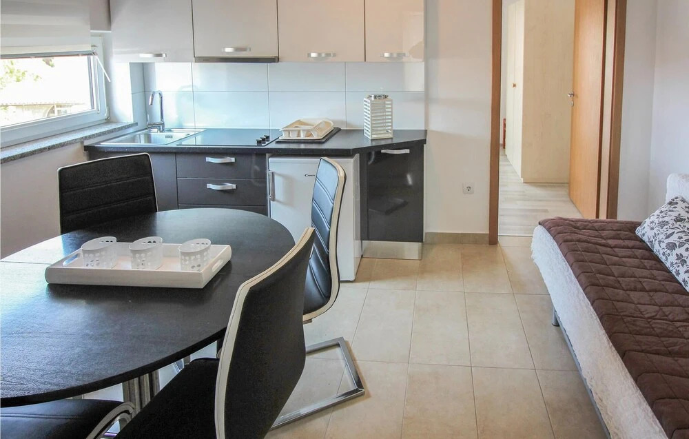 Nice Apartment in Pula With 2 Bedrooms and Wifi