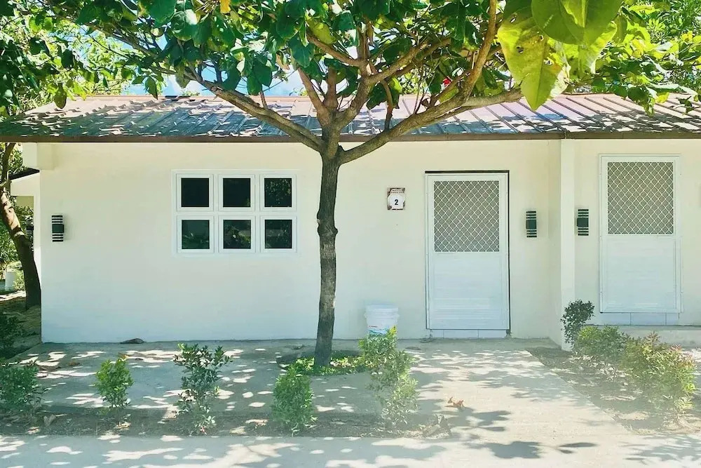 Palm Cabanas Resort
