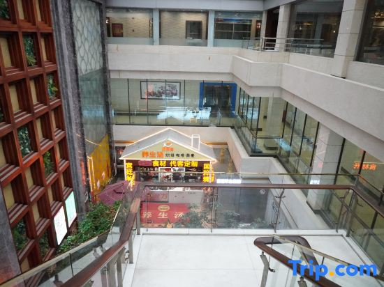 Huatai Hotel