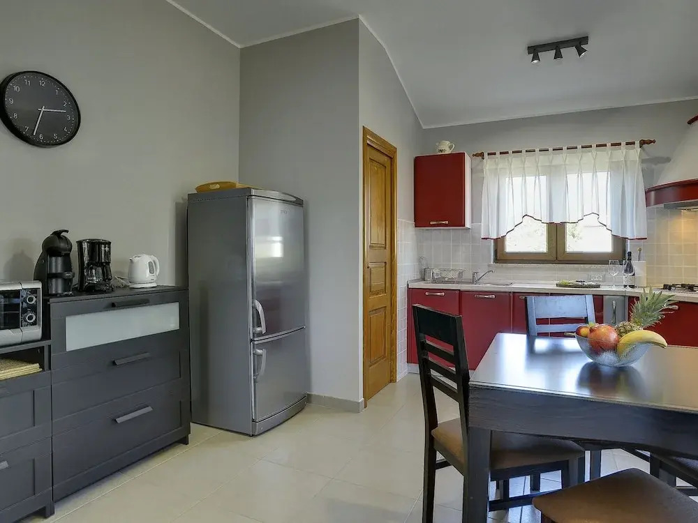 Villa in Peroj with Private Pool & Near Beach