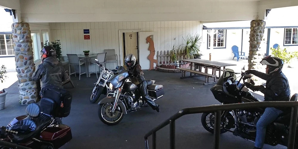 Ocean Breeze Motel